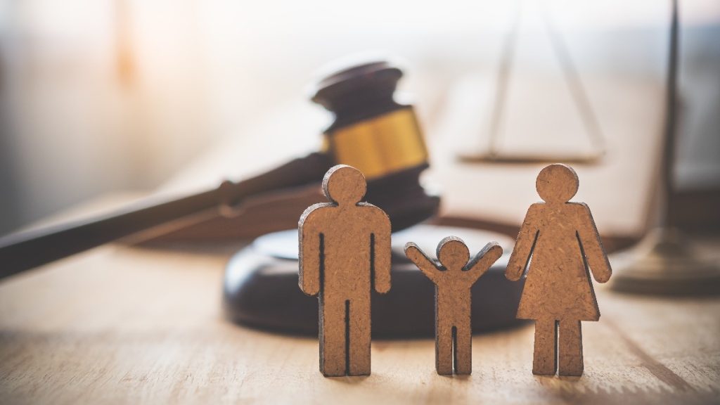 Qué ocurre si uno de los cónyuges no cumple lo acordado tras el divorcio