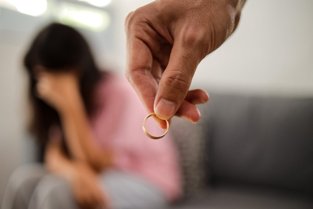 Separación y divorcio en España: diferencias legales y efectos prácticos